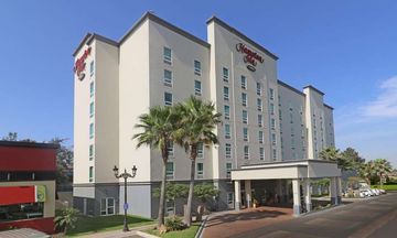 Hampton Inn Guadalajara-Aeropuerto