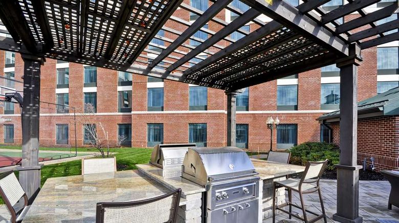 <b>Homewood Suites by Hilton Glastonbury Exterior</b>. Images powered by <a href="https://iceportal.shijigroup.com/" title="IcePortal" target="_blank">IcePortal</a>.