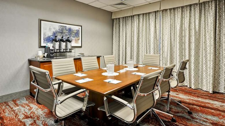 <b>Homewood Suites by Hilton Glastonbury Meeting</b>. Images powered by <a href="https://iceportal.shijigroup.com/" title="IcePortal" target="_blank">IcePortal</a>.