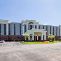 Hampton Inn & Suites Hampton Cove