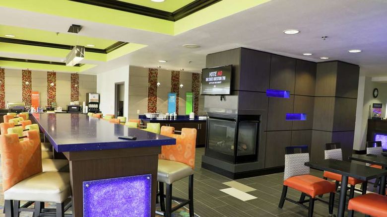 <b>Hampton Inn Muskogee Restaurant</b>. Images powered by <a href="https://iceportal.shijigroup.com/" title="IcePortal" target="_blank">IcePortal</a>.