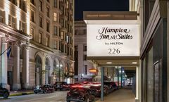 Hampton Inn & Suites Downtown