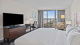 <b>DoubleTree by Hilton Atlantic Beach Room</b>. Images powered by <a href="https://iceportal.shijigroup.com/" title="IcePortal" target="_blank">IcePortal</a>.