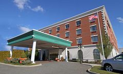 Hampton Inn & Suites Rockville Centre