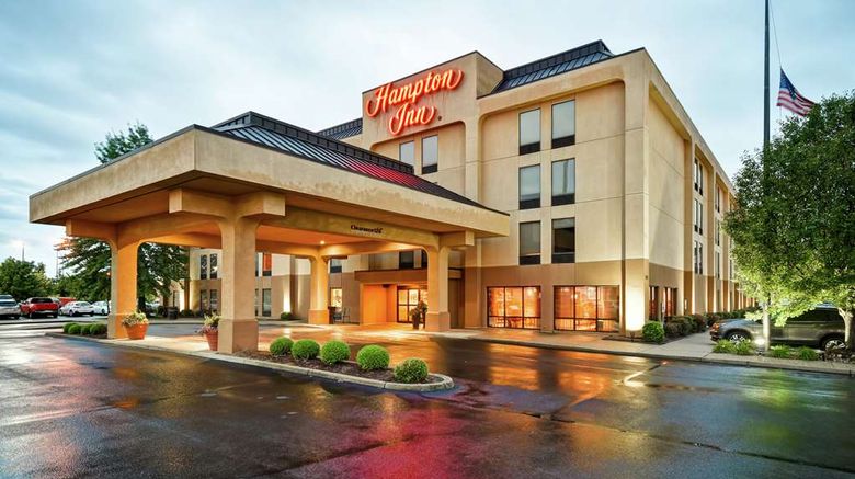 Hampton Inn Louisville Airport Exterior. Images powered by <a href="https://iceportal.shijigroup.com" target="_blank" rel="noopener">Ice Portal</a>.