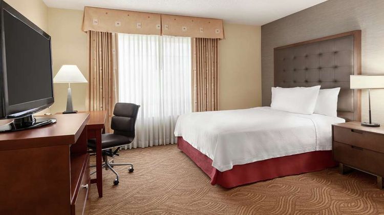 Homewood Stes Hilton Oakland-Waterfront Room