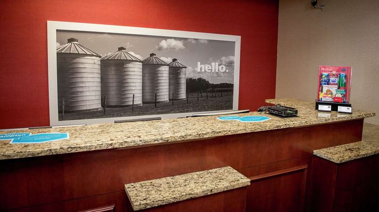 <b>Hampton Inn Lobby</b>. Images powered by <a href="https://iceportal.shijigroup.com/" title="IcePortal" target="_blank">IcePortal</a>.