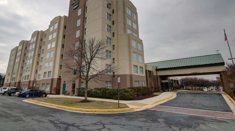 <b>Homewood Suites by Hilton Dulles Arpt Exterior</b>. Images powered by <a href="https://iceportal.shijigroup.com/" title="IcePortal" target="_blank">IcePortal</a>.