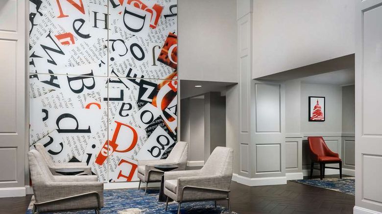 <b>Hampton Inn Washington, DC/White House Lobby</b>. Images powered by <a href="https://iceportal.shijigroup.com/" title="IcePortal" target="_blank">IcePortal</a>.