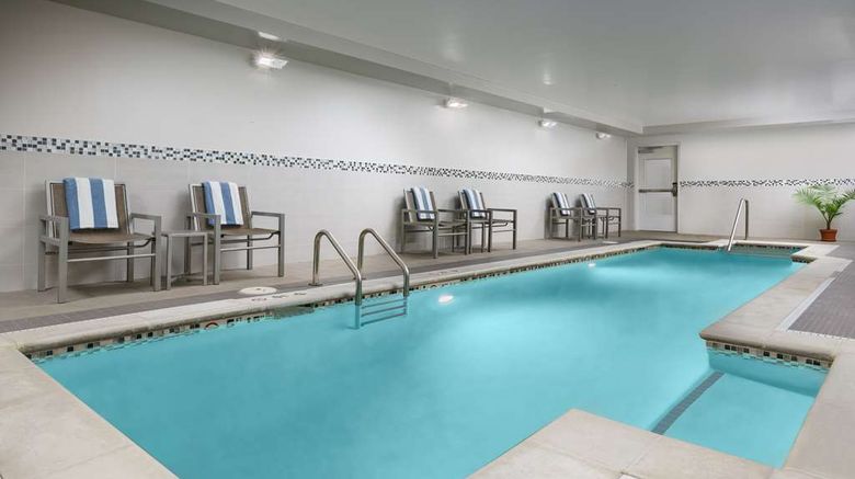 <b>Hampton Inn Washington, DC/White House Pool</b>. Images powered by <a href="https://iceportal.shijigroup.com/" title="IcePortal" target="_blank">IcePortal</a>.