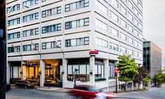 The Hollis Halifax-a DoubleTree Suites
