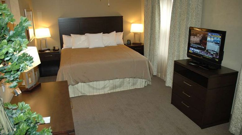 <b>Homewood Suites Markham Room</b>. Images powered by <a href="https://iceportal.shijigroup.com/" title="IcePortal" target="_blank">IcePortal</a>.