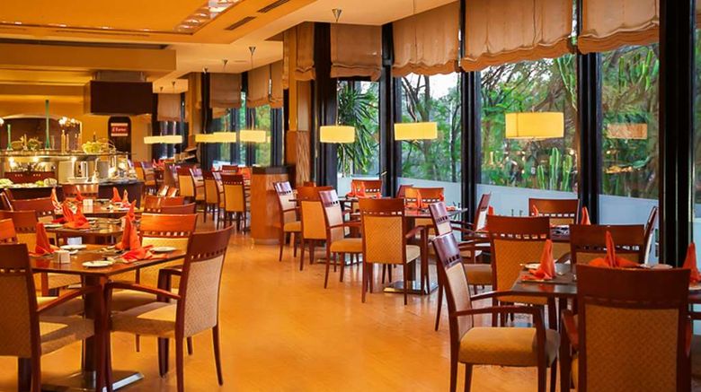 <b>Hilton Addis Ababa Restaurant</b>. Images powered by <a href="https://iceportal.shijigroup.com/" title="IcePortal" target="_blank">IcePortal</a>.