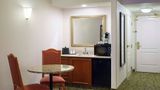 <b>Hilton Garden Inn Glastonbury Room</b>. Images powered by <a href="https://iceportal.shijigroup.com/" title="IcePortal" target="_blank">IcePortal</a>.