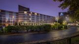 Hilton Birmingham Metropole Exterior