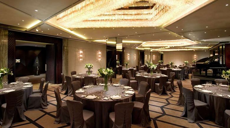 <b>Hilton Beijing Wangfujing Restaurant</b>. Images powered by <a href=https://www.travelagewest.com/Hotels/Beijing/