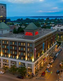Hampton Inn & Suites Buffalo Downtown