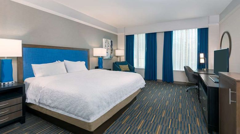 <b>Hampton Inn & Suites Buffalo Downtown Room</b>. Images powered by <a href="https://iceportal.shijigroup.com/" title="IcePortal" target="_blank">IcePortal</a>.