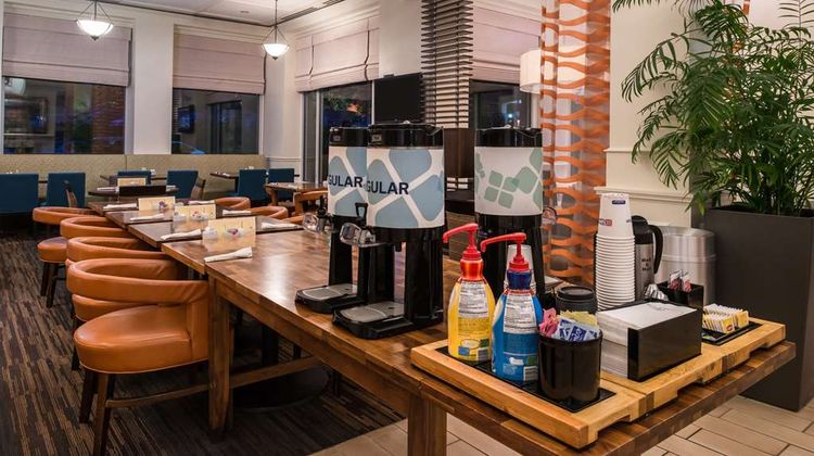 Hilton Garden Inn White Marsh Restaurant