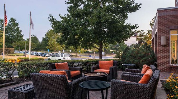Hilton Garden Inn White Marsh Exterior