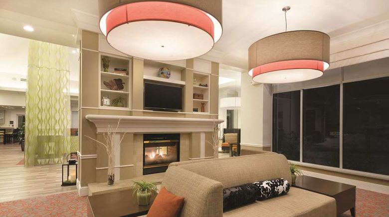<b>Hilton Garden Inn Akron-Canton Airport Lobby</b>. Images powered by <a href="https://iceportal.shijigroup.com/" title="IcePortal" target="_blank">IcePortal</a>.