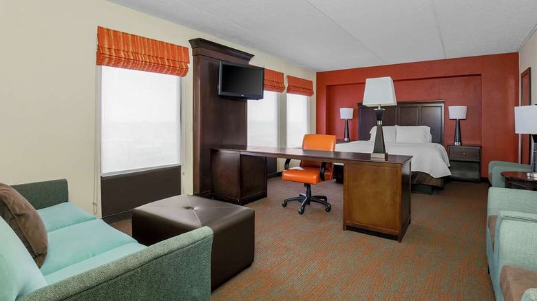 <b>Hampton Inn Chicago-Midway Airport Room</b>. Images powered by <a href="https://iceportal.shijigroup.com/" title="IcePortal" target="_blank">IcePortal</a>.