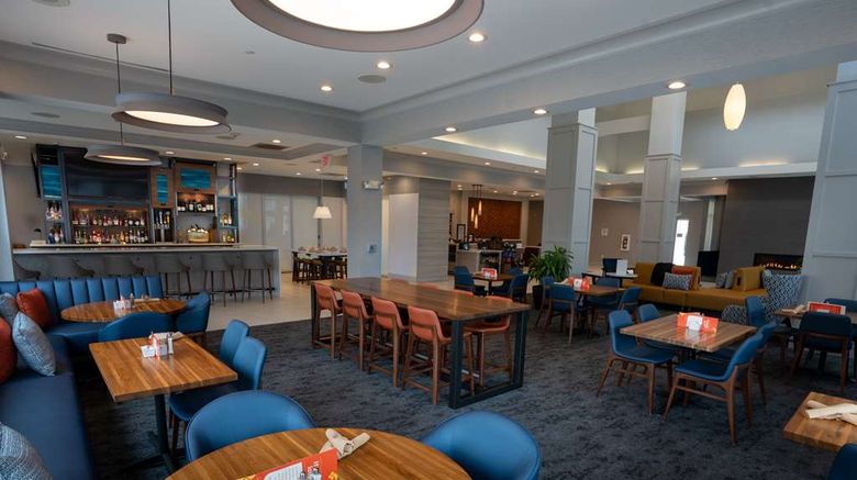 <b>Hilton Garden Inn Charlotte/Concord Restaurant</b>. Images powered by <a href="https://iceportal.shijigroup.com/" title="IcePortal" target="_blank">IcePortal</a>.