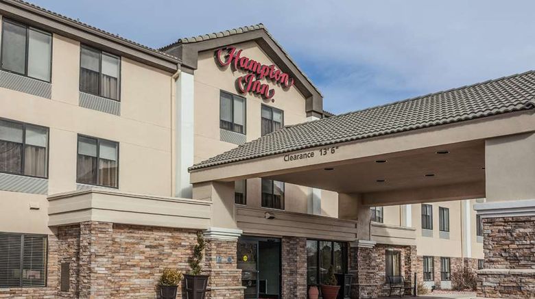 <b>Hampton Inn Colorado Springs Airport Exterior</b>. Images powered by <a href="https://iceportal.shijigroup.com/" title="IcePortal" target="_blank">IcePortal</a>.