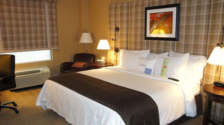 <b>Doubletree Hotel Cincinnati Airport Room</b>. Images powered by <a href="https://iceportal.shijigroup.com/" title="IcePortal" target="_blank">IcePortal</a>.