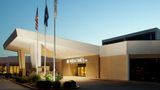 <b>Doubletree Hotel Cincinnati Airport Exterior</b>. Images powered by <a href="https://iceportal.shijigroup.com/" title="IcePortal" target="_blank">IcePortal</a>.