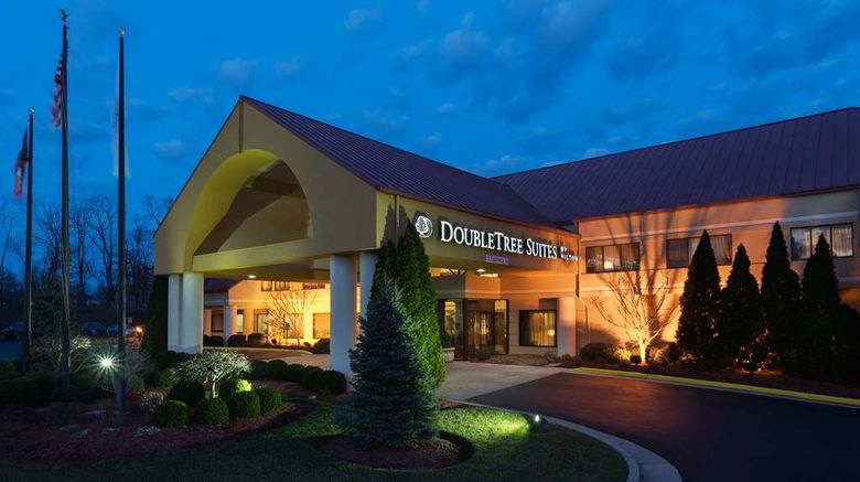 <b>DoubleTree by Hilton Blue Ash Exterior</b>. Images powered by <a href="https://iceportal.shijigroup.com/" title="IcePortal" target="_blank">IcePortal</a>.