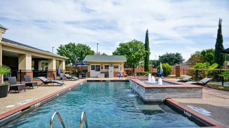 <b>Homewood Suites by Hilton Lewisville Pool</b>. Images powered by <a href="https://iceportal.shijigroup.com/" title="IcePortal" target="_blank">IcePortal</a>.