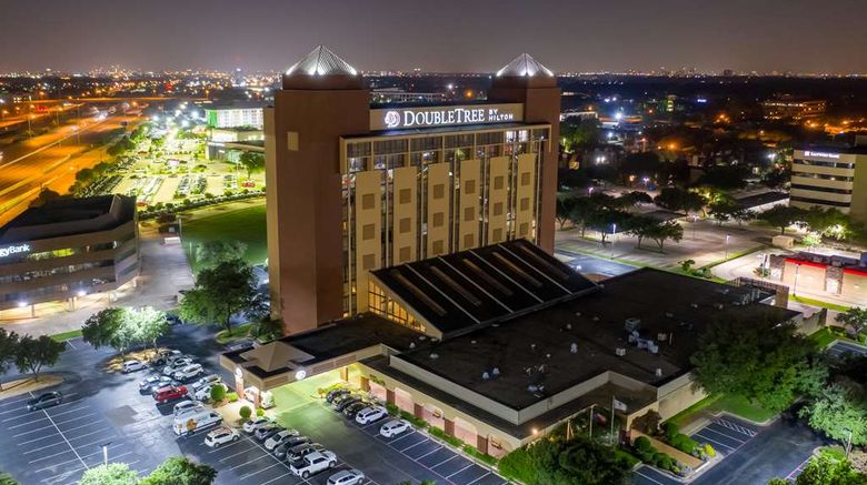 <b>DoubleTree by Hilton Hotel Richardson Exterior</b>. Images powered by <a href="https://iceportal.shijigroup.com/" title="IcePortal" target="_blank">IcePortal</a>.