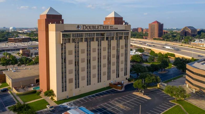 <b>DoubleTree by Hilton Hotel Richardson Exterior</b>. Images powered by <a href="https://iceportal.shijigroup.com/" title="IcePortal" target="_blank">IcePortal</a>.