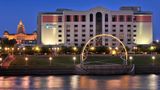 <b>Embassy Suites Des Moines Downtown Exterior</b>. Images powered by <a href="https://iceportal.shijigroup.com/" title="IcePortal" target="_blank">IcePortal</a>.