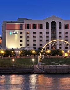 Embassy Suites Des Moines Downtown