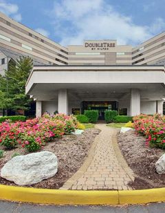DoubleTree by Hilton Hotel Newark Airprt