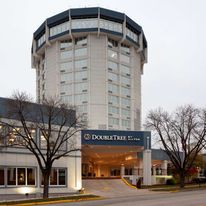 DoubleTree by Hilton Jefferson City