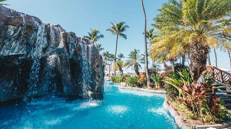 <b>Grand Wailea, A Waldorf Astoria Resort Pool</b>. Images powered by <a href="https://iceportal.shijigroup.com/" title="IcePortal" target="_blank">IcePortal</a>.