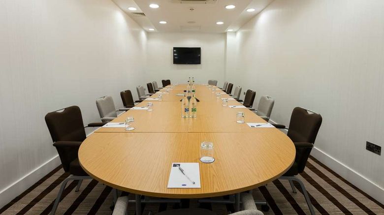 <b>Hampton by Hilton London Gatwick Airport Meeting</b>. Images powered by <a href="https://iceportal.shijigroup.com/" title="IcePortal" target="_blank">IcePortal</a>.