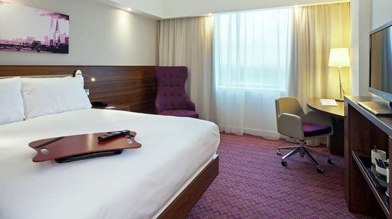 <b>Hampton by Hilton London Gatwick Airport Room</b>. Images powered by <a href="https://iceportal.shijigroup.com/" title="IcePortal" target="_blank">IcePortal</a>.