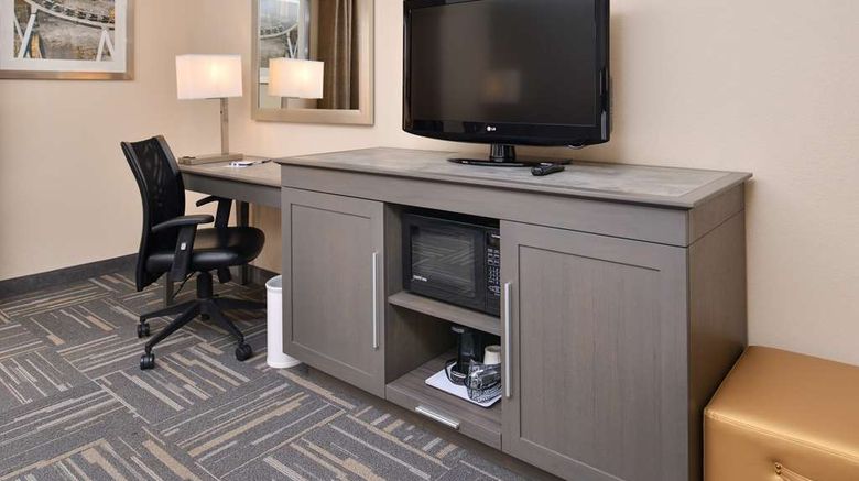 <b>Hampton Inn closest to Universal Orlando Room</b>. Images powered by <a href="https://iceportal.shijigroup.com/" title="IcePortal" target="_blank">IcePortal</a>.