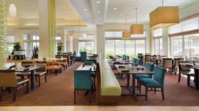 <b>Hilton Garden Inn Harrisburg East Restaurant</b>. Images powered by <a href="https://iceportal.shijigroup.com/" title="IcePortal" target="_blank">IcePortal</a>.
