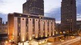 <b>DoubleTree by Hilton Milwaukee Downtown Exterior</b>. Images powered by <a href="https://iceportal.shijigroup.com/" title="IcePortal" target="_blank">IcePortal</a>.