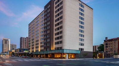 Doubletree Suites by Hilton Minneapolis