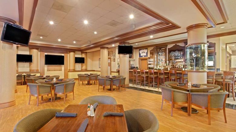 <b>Hilton New Orleans Airport Restaurant</b>. Images powered by <a href="https://iceportal.shijigroup.com/" title="IcePortal" target="_blank">IcePortal</a>.