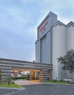 Hampton Inn Monterrey Galerias-Obispado