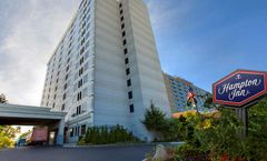 3⋆ HOLIDAY INN NEW YORK-JFK AIRPORT AREA, AN IHG HOTEL ≡ New