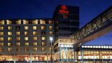 <b>Hilton Omaha Exterior</b>. Images powered by <a href="https://iceportal.shijigroup.com/" title="IcePortal" target="_blank">IcePortal</a>.