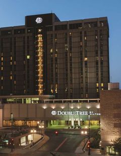 DoubleTree by Hilton Hotel Omaha Dtwn